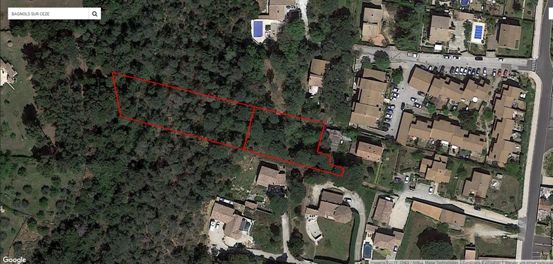 Terrain  vendre  Bagnols sur Cze - vue Google Earth